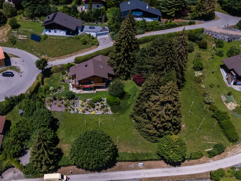 Opportunità esclusiva: chalet nuovo in tronchi con vista aperta (5)