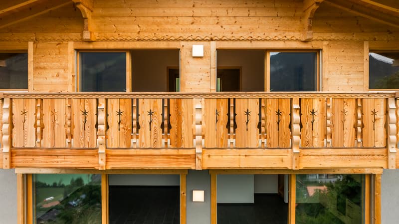 Neues Chalet mit hohem Standard und 3½ Zimmern, mit atemberaubendem Blick (6)