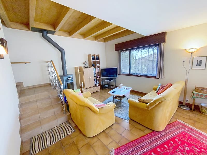 Charmante villa de 6 pièces à Bussigny (2)
