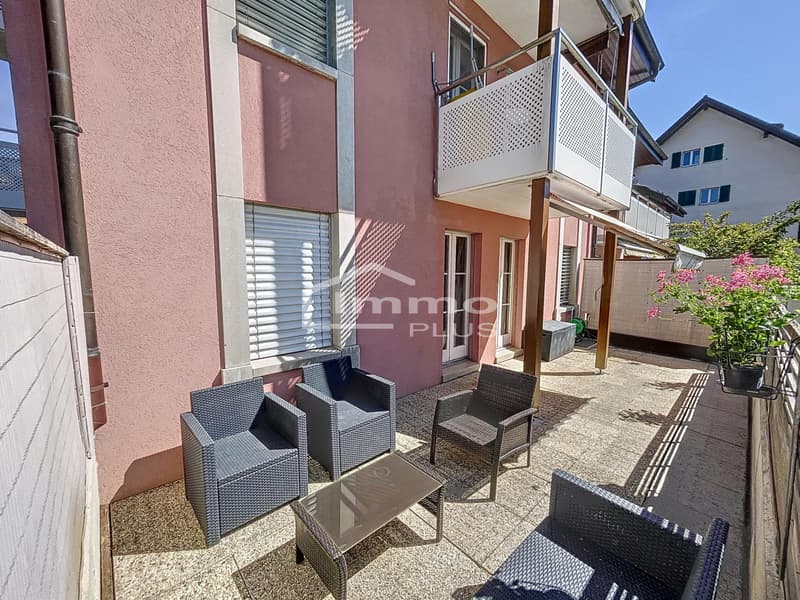 Charmant appartement de 2.5 pièces avec terrasse et deux places de parc à Etagnières ! (1)