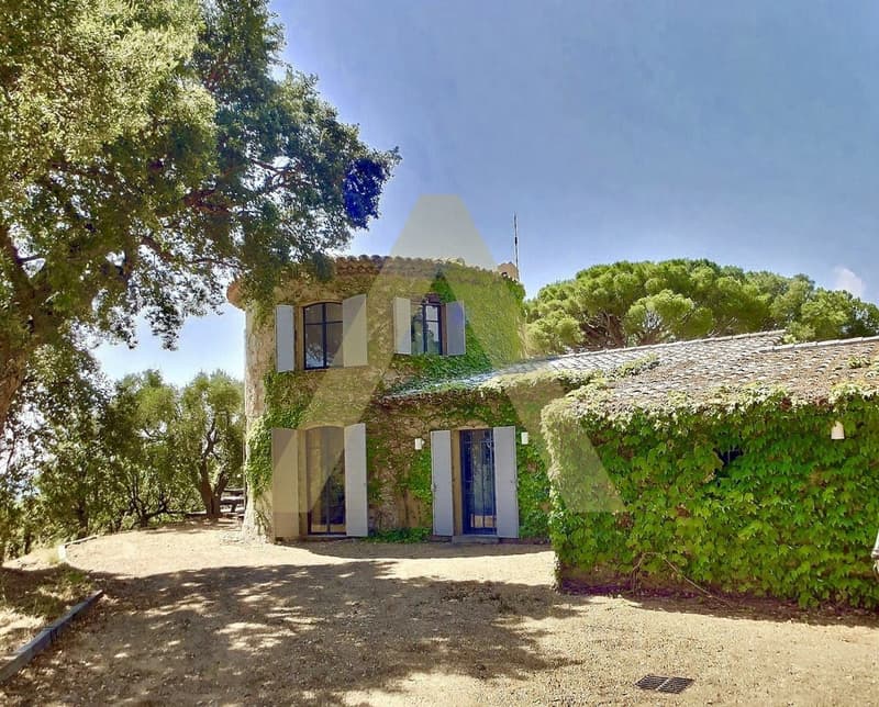Maison de charme avec vue imprenable sur la mer à Ramatuelle (3)