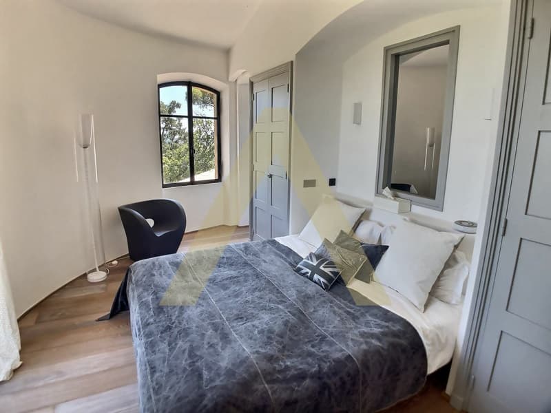 Maison de charme avec vue imprenable sur la mer à Ramatuelle (10)