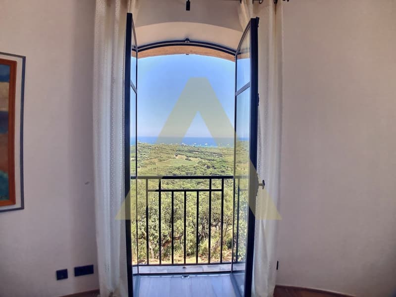 Maison de charme avec vue imprenable sur la mer à Ramatuelle (11)