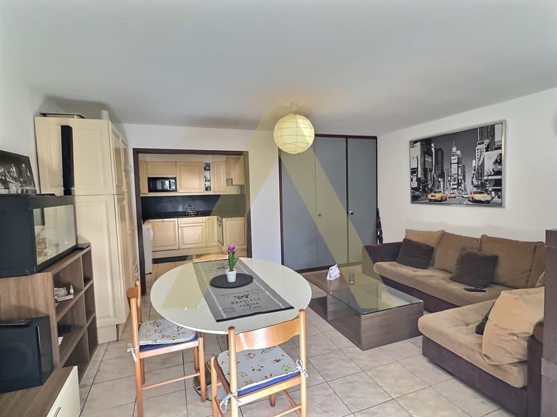 Large studio close to the center of Crans-Montana (2)