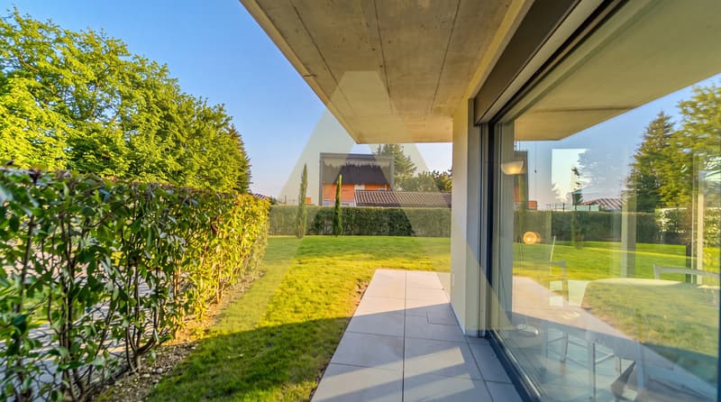 Appartement de standing de 2.5 pièces avec jardin (2)