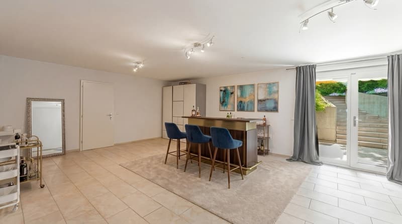 Somptueuse maison avec vue lac et piscine (9)