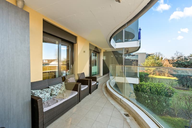 Confortable et contemporain appartement proche du lac (7)