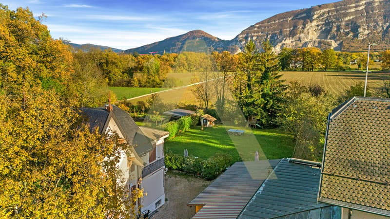 Villa face au Salève avec grand potentiel (10)