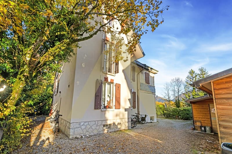 Villa face au Salève avec grand potentiel (8)