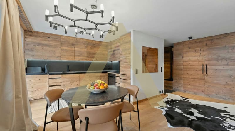 Appartement de charme rénové avec élégance (3)