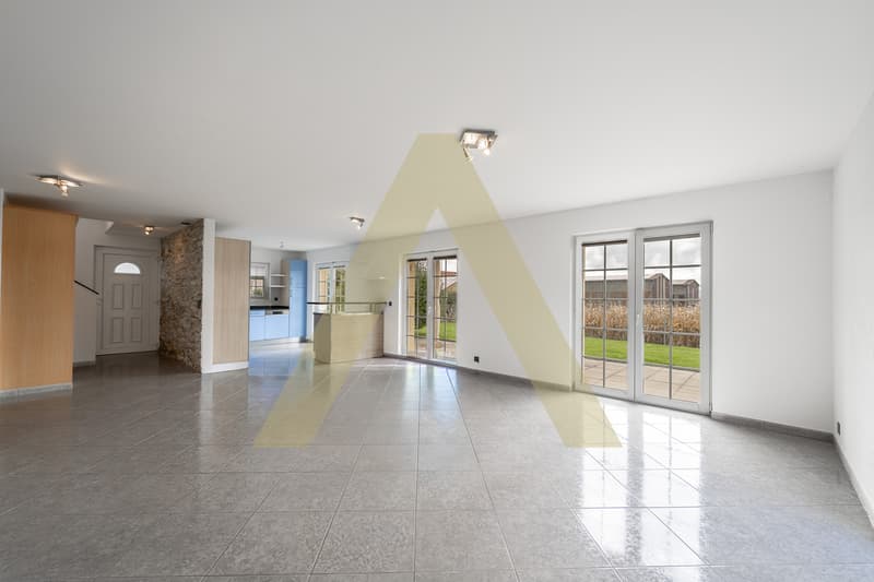 A vendre spacieuse maison familiale à 5min d'Estavayer-le-Lac (7)