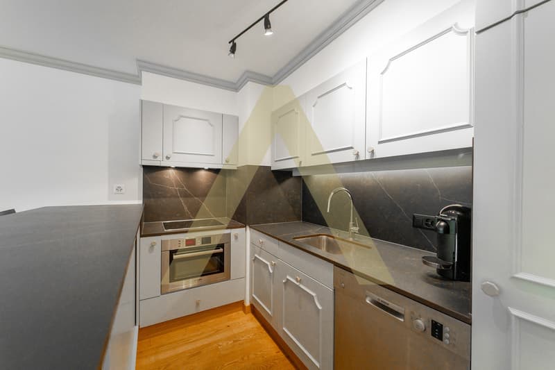 Bel appartement à proximité du centre de la station (4)