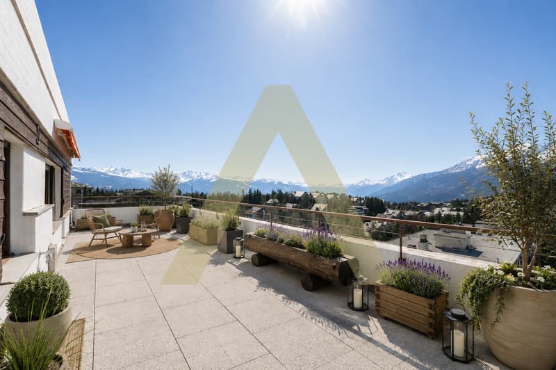 Magnifique Duplex au centre de la station avec vue panoramique (2)