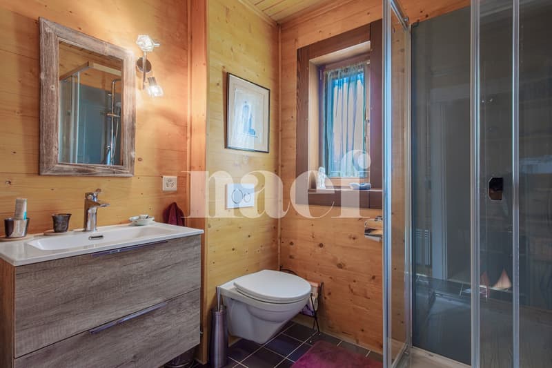 Casa in legno massiccio di 3.5 locali con terrazza e giardino in vendita a Cheyres (7)