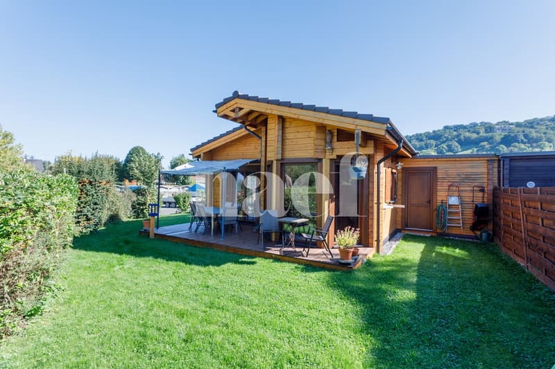 Casa in legno massiccio di 3.5 locali con terrazza e giardino in vendita a Cheyres (2)