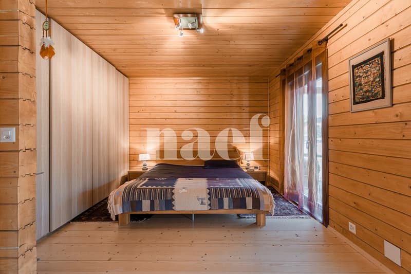 Casa in legno massiccio di 3.5 locali con terrazza e giardino in vendita a Cheyres (6)