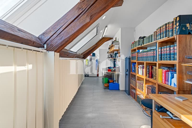 Appartement de 4 pièces mansardé dans les combles à vendre à Cottens (4)
