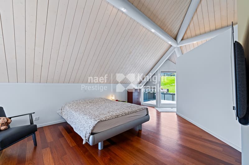 Individual villa with 6 rooms and breathtaking view for sale in Lossy (9)