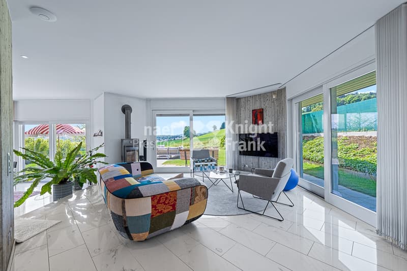 Individual villa with 6 rooms and breathtaking view for sale in Lossy (6)