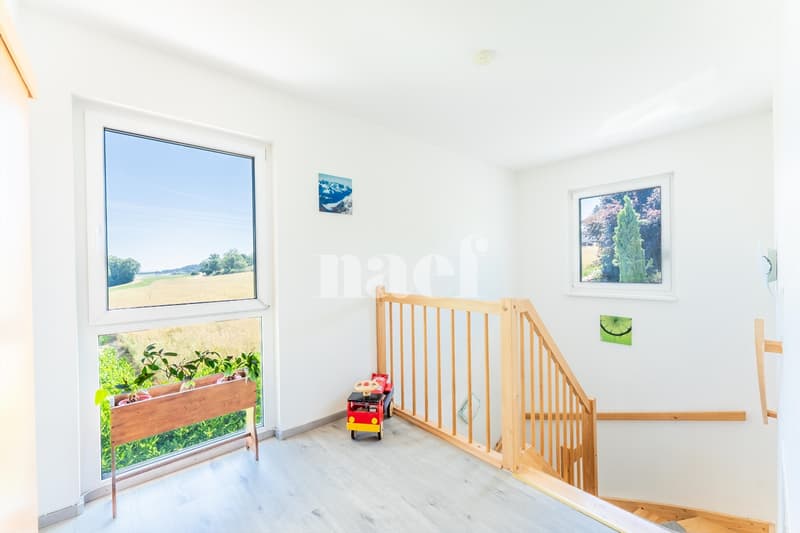 Bright 5.5-room family villa with independent studio and spa (7)