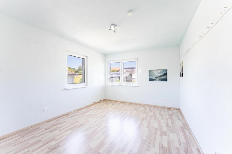 Bright 5.5-room family villa with independent studio and spa (8)