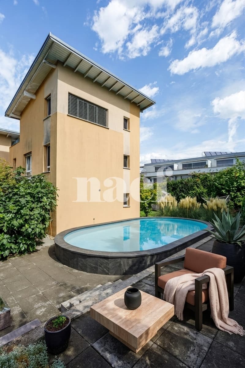 Maison de 6.5 pièces avec jardin et piscine à vendre à Avenches (2)