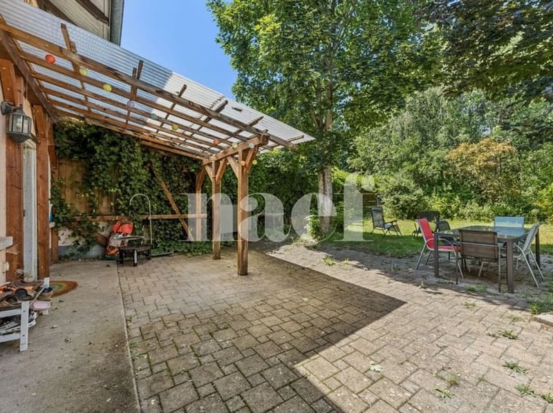 Maison jumelée de 6.5 pièces avec jardin à vendre à Sorens (3)