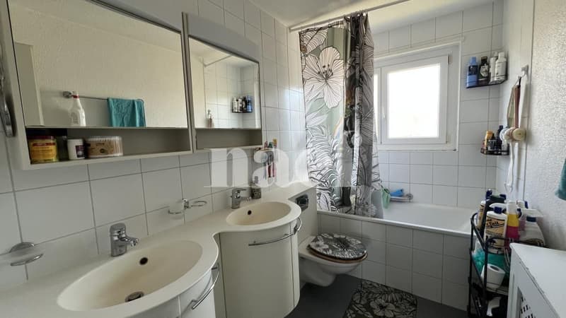 Cozy 4-room apartment on the third floor in Fribourg! (4)