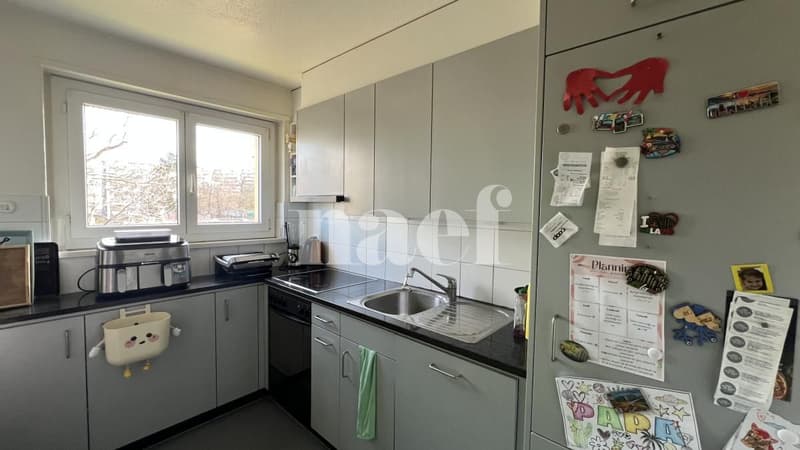 Cozy 4-room apartment on the third floor in Fribourg! (3)
