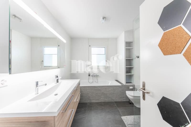 À louer à Avry-sur-Matran Magnifique maison individuelle sans vis-à-vis ! (6)