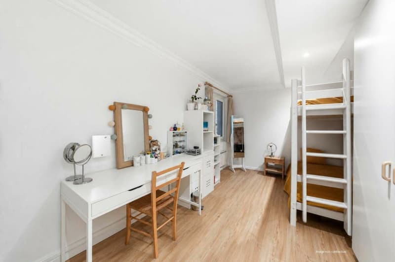 Charming 66m2 apartment, completely renovated with taste (9)