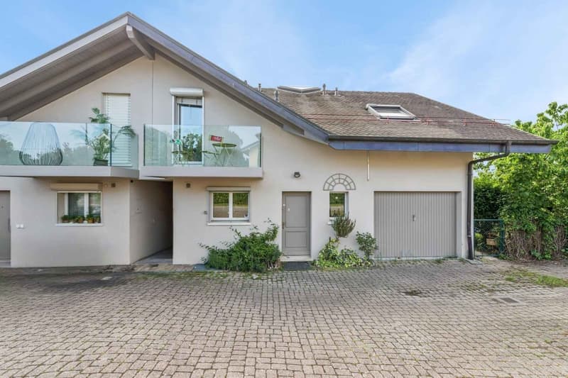 Exclusive: Terre Sainte: Family House in Tannay (1)