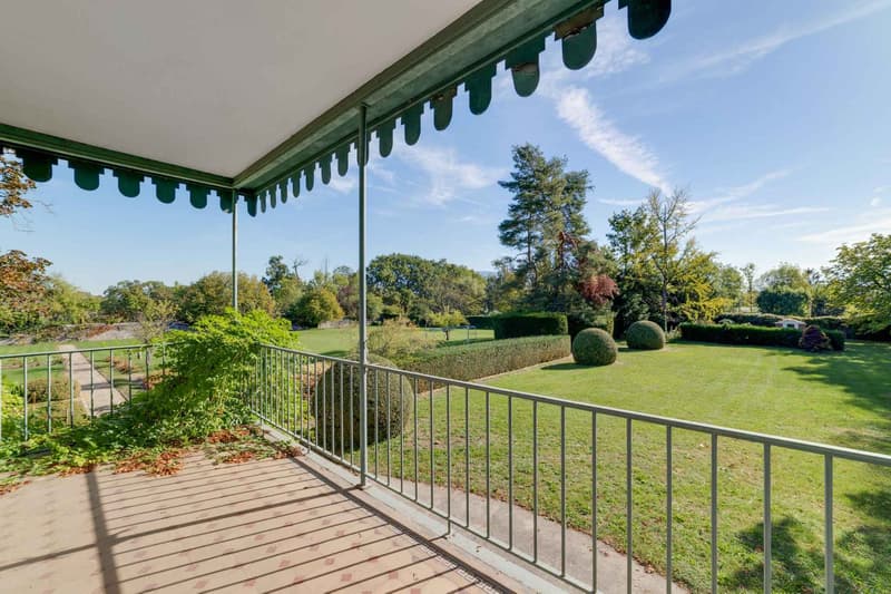 Vue des jardins depuis la terrasse