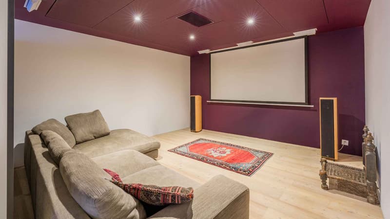 Home cinéma situé au sous-sol