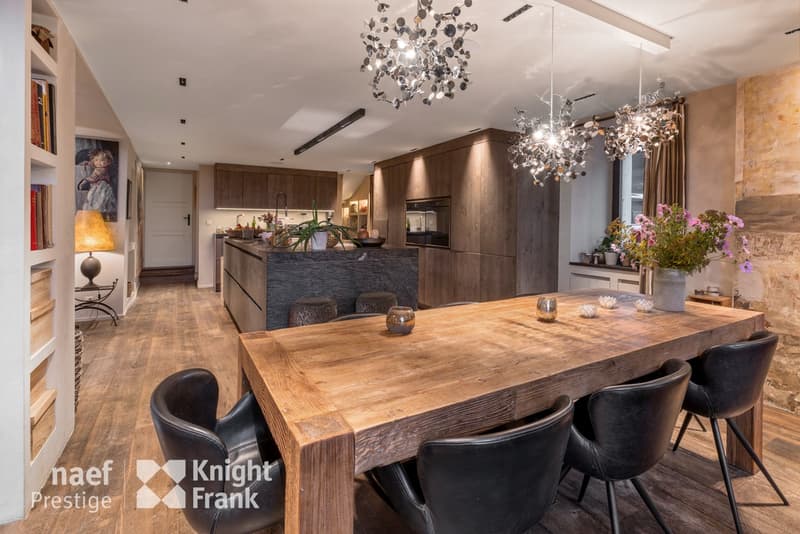 Luxurious family home renovated. (7)