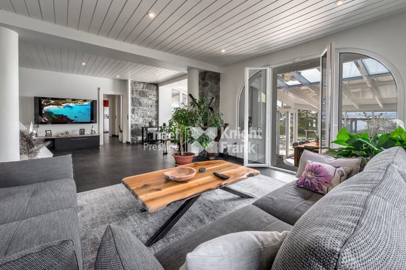 OFF-MARKET : Propriété au bord du lac (4)