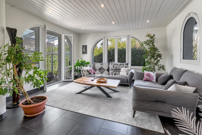 OFF-MARKET : Propriété au bord du lac (3)