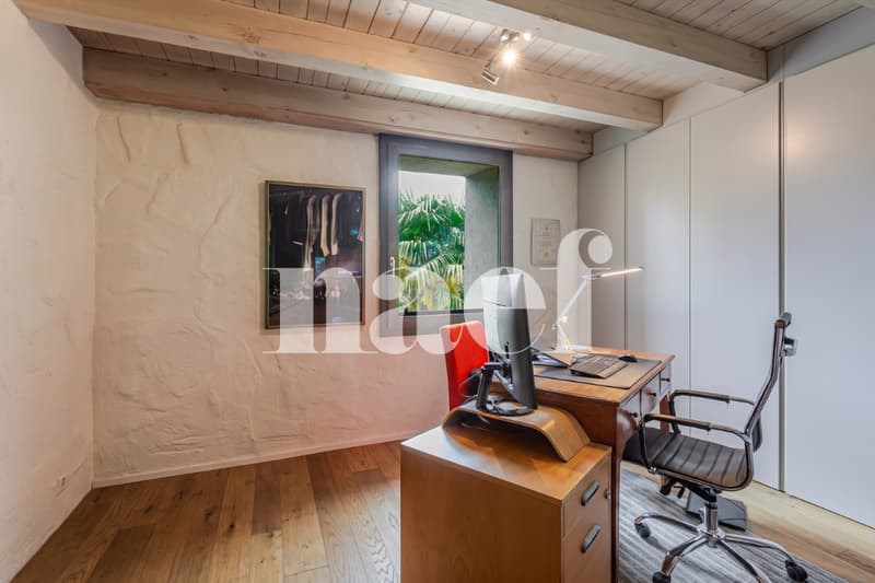 Elegant townhouse renovated in the heart of Troinex (9)