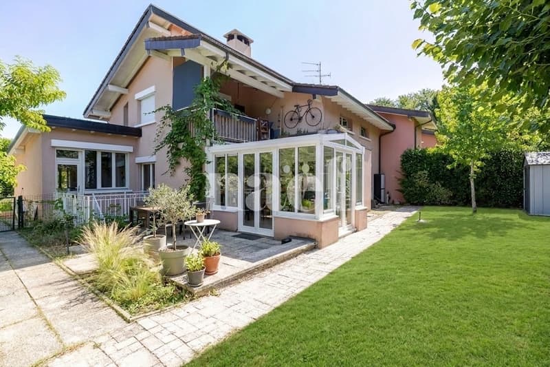 Haus mit Renditepotenzial in Vessy (1)