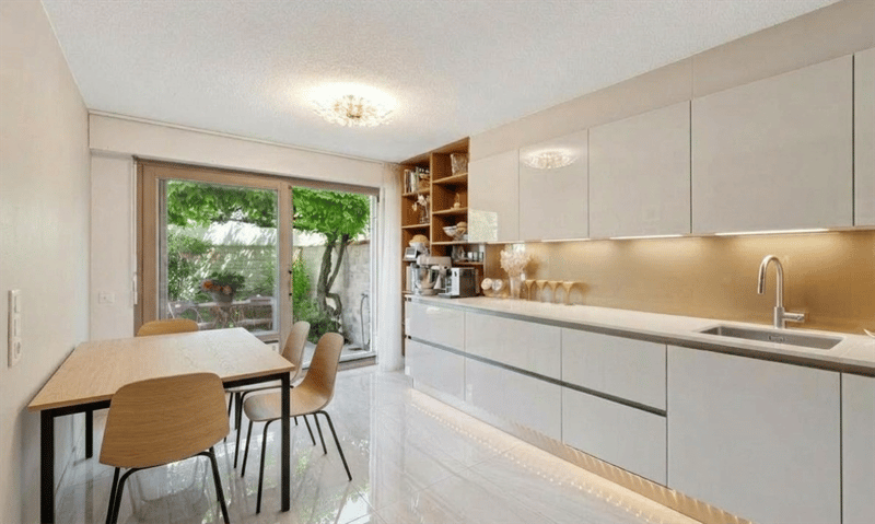 Charmante maison avec jardin arborisé & piscine (6)