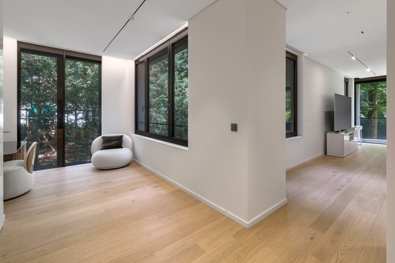 Suite parentale, dressing, coiffeur/bureau, salle de bains complète et accès terrasse