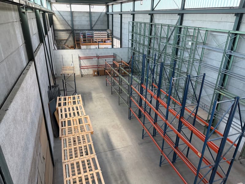 Winterthur-Grüze – versatile warehouse with office space (3)