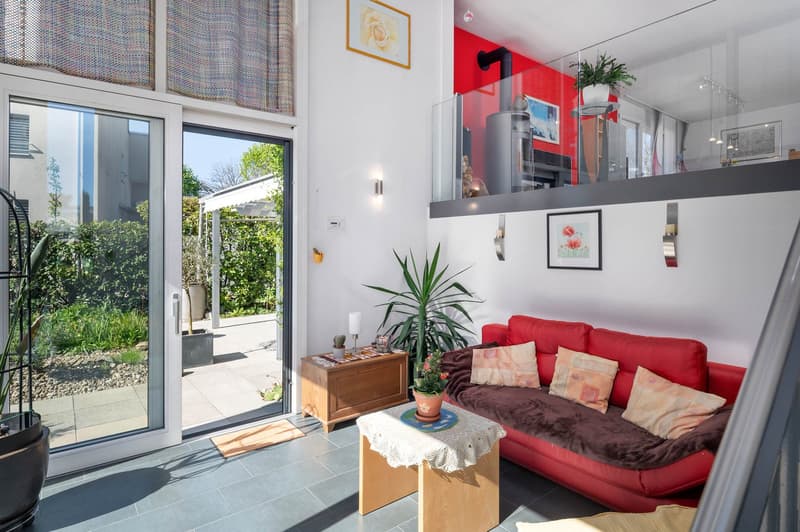 Exclusive single-family house with an apartment in a central location in Sursee (9)