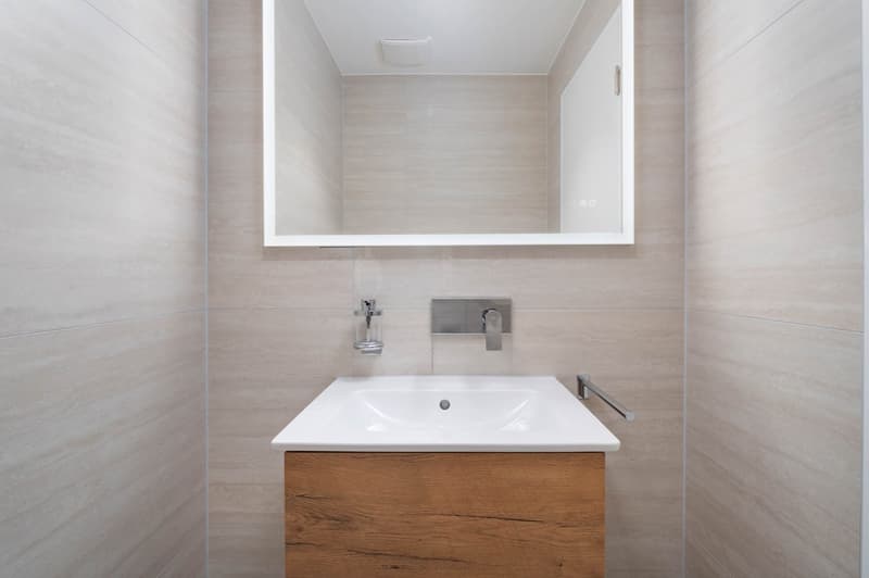 Appartement de terrasse exclusif et de haute qualité de 4,5 pièces - Votre domicile de rêve avec vue partielle sur le lac à Uerikon (12)
