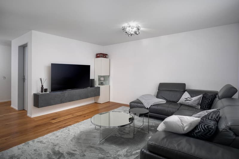 Traumhafte 4.5-Zimmer- Eigentumswohnung an kinderfreundlicher guter Lage (7)