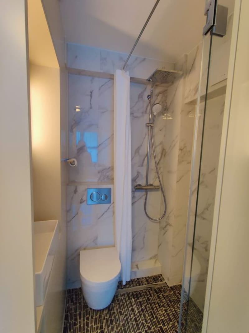 Exklusives Studio mit Balkon (3)