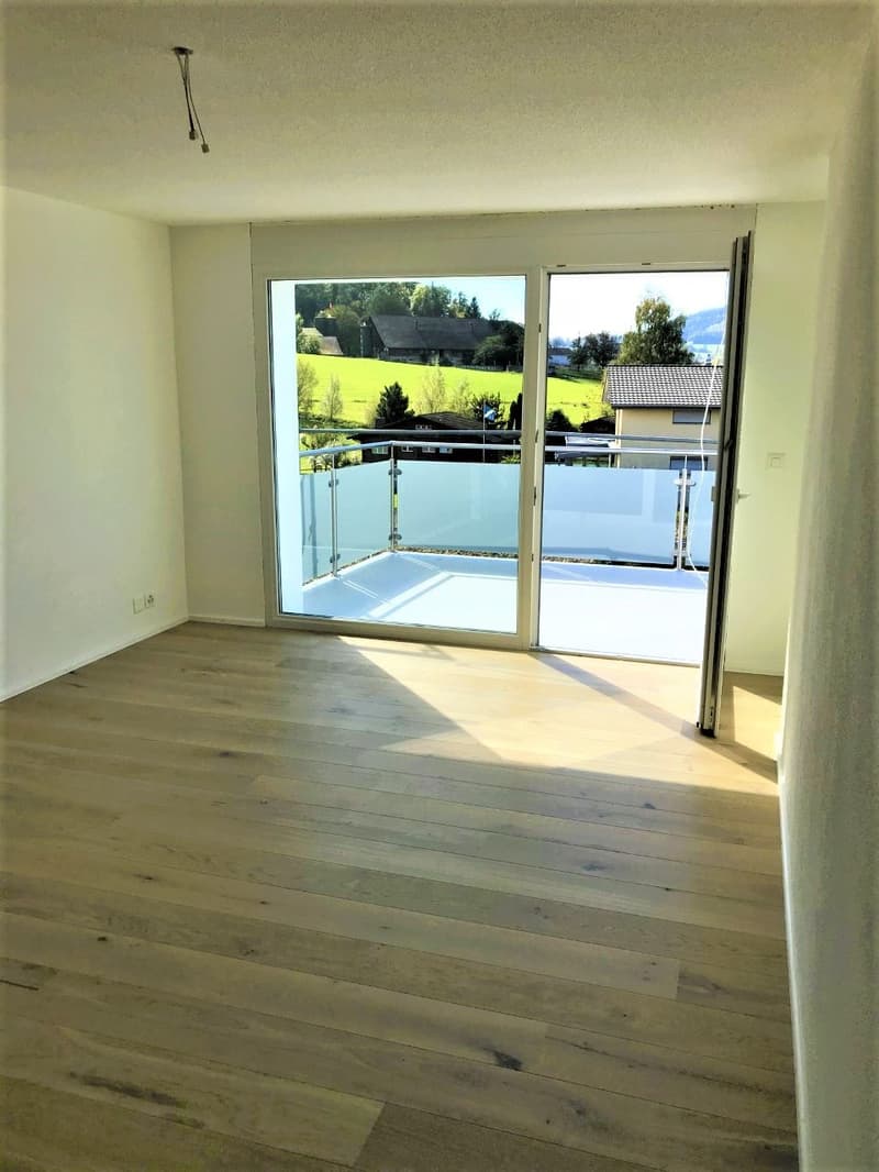 PREISWERTE - MODERNE 3.5 ZI- WHG IM RUHIGEN WOHNQUARTIER (7)