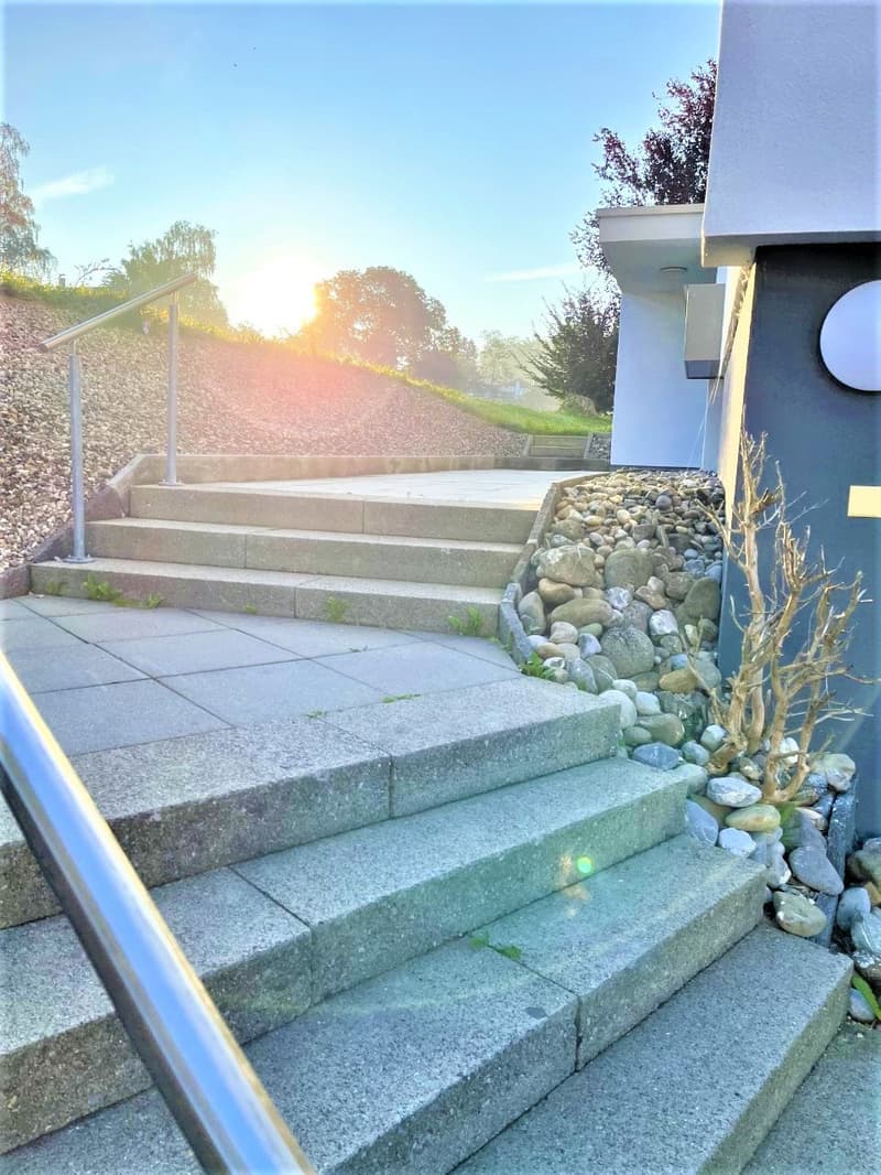 PREISWERTE - MODERNE 3.5 ZI- WHG IM RUHIGEN WOHNQUARTIER (15)