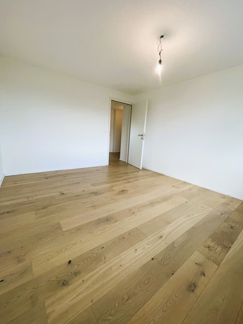 PREISWERTE - MODERNE 3.5 ZI- WHG IM RUHIGEN WOHNQUARTIER (6)