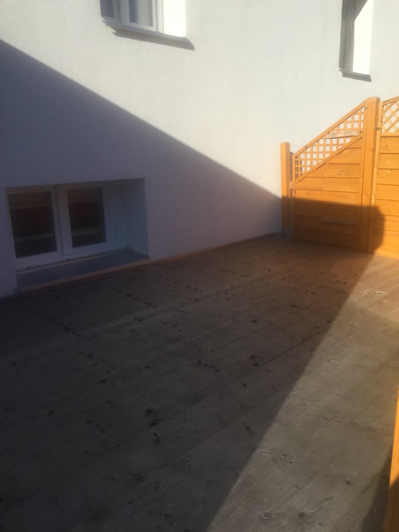 Moderne 2 - Zimmer - Wohnung mit grossem Sitzplatz zentral in Wauwil (8)